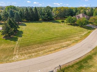 36 River Ridge Dr, Sleepy Hollow, IL 60118