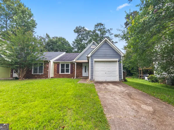 8022 Creekstone Way, Riverdale, GA 30274