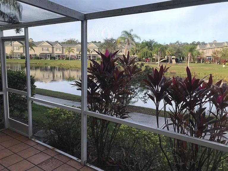 7635 Plantation Cir #7635 — Photo 10