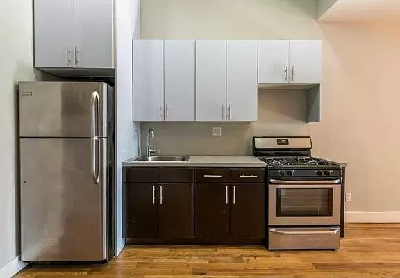5th image of 132 Meserole St #2T