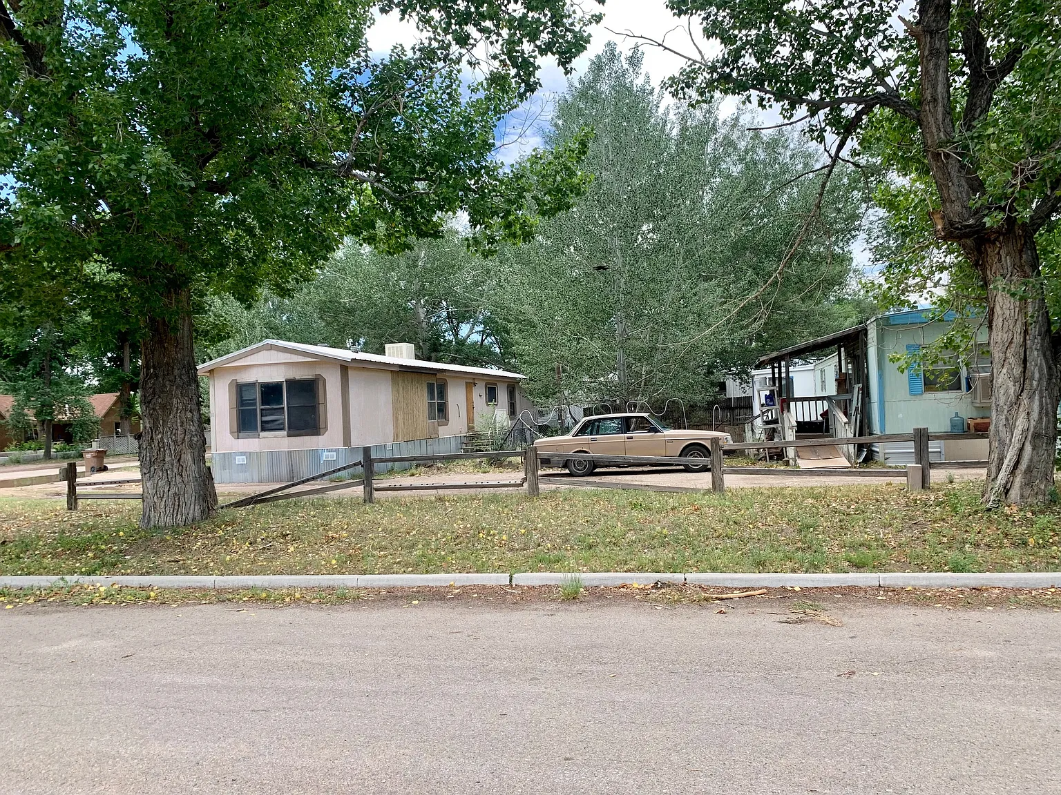 3 bed, 800 sqft, $1,000 — Photo 2