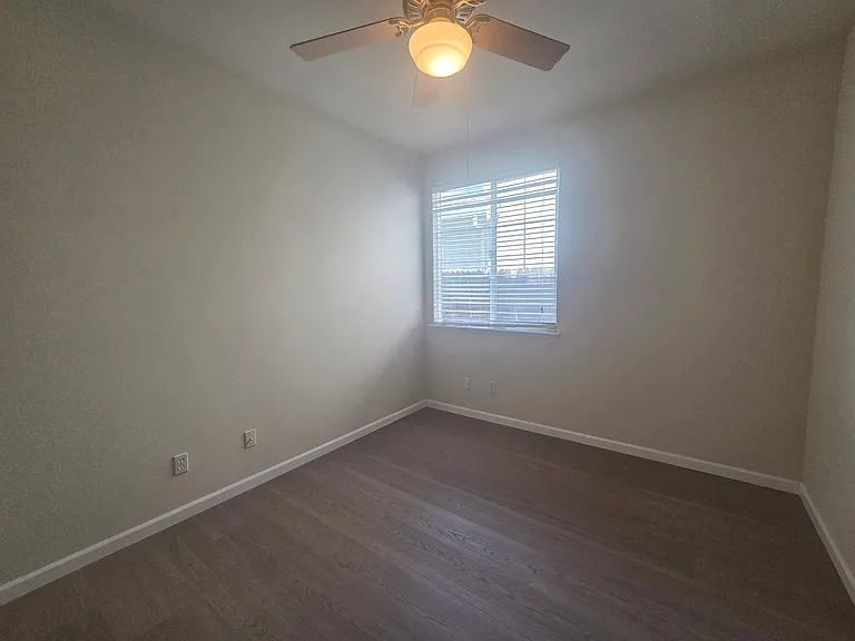 2086 Shenandoah Dr — Photo 11