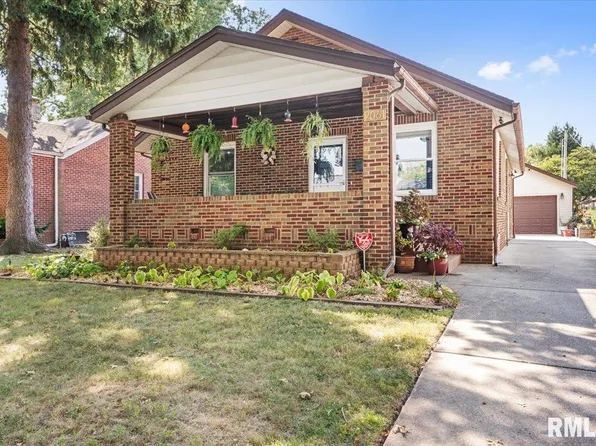 2061 N 20th St, Springfield, IL 62702