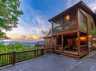 93 Tanglewood Trl, Blue Ridge, GA 30513