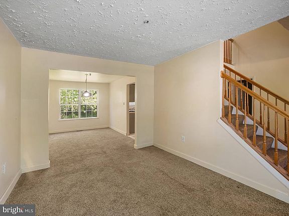 3rd image of 9608 Toucan Dr