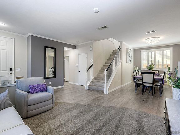5th image of 5303 Seaglen Way