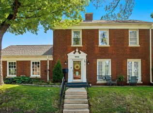 1605 N Jackson St, Waukegan, IL 60085