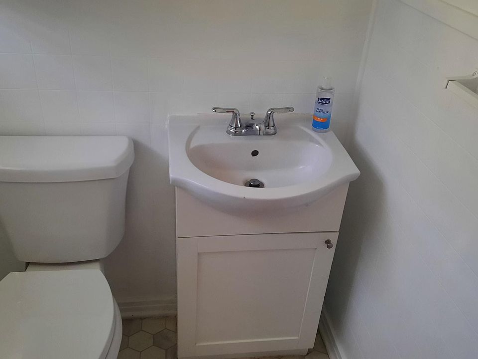 1st image of 107 E Twilight Dr