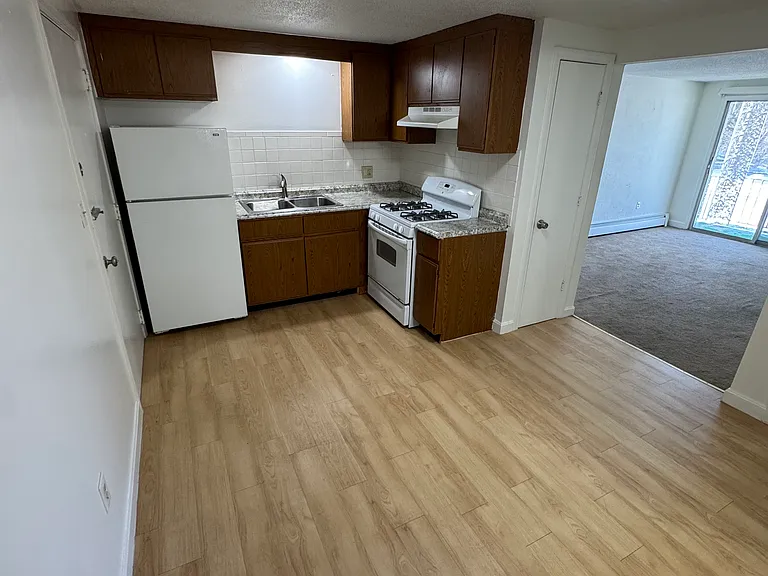Delmont Estates — Photo 15