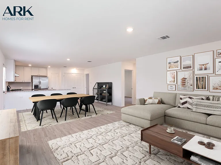 2903 Gustavo Dr — Photo 3