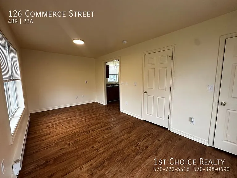 126 Commerce St — Photo 11