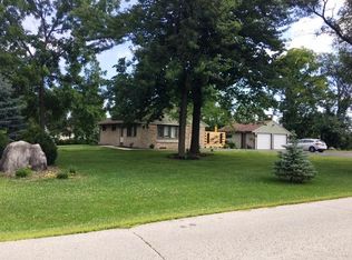 W148S6634 Brookside Dr, Muskego, WI 53150