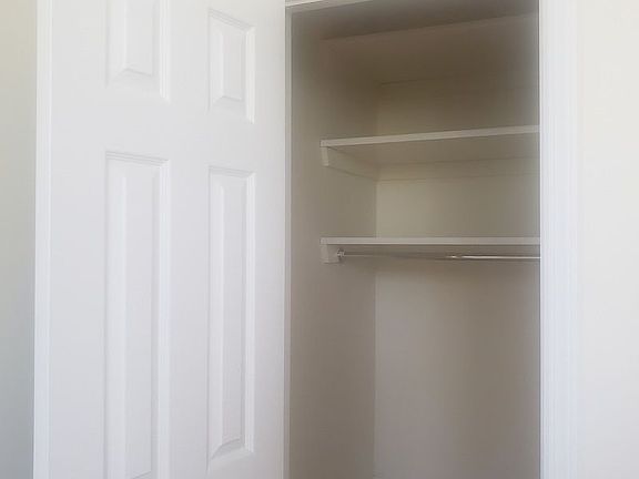 4th image of 4154 Bronxwood Ave APT 2