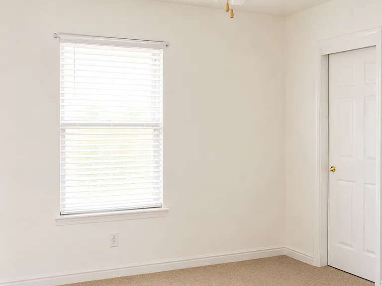 131 Hidden Glen Dr — Photo 7