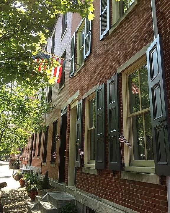2nd image of 2212 Brandywine St
