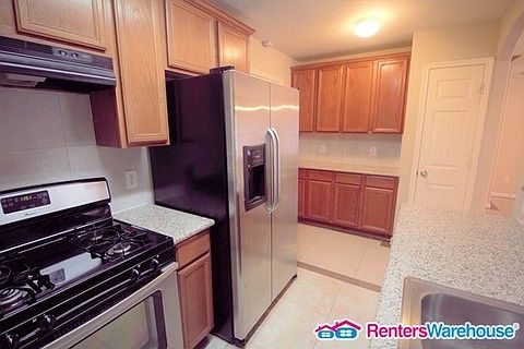 4th image of 11111 Valley Kings Dr