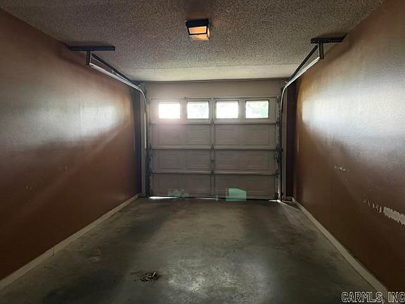 3rd image of 1709 N Lowe St