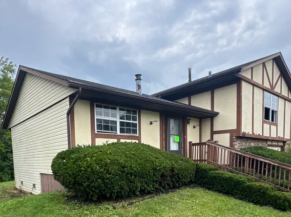3509 Bordeaux Ct, Hazel Crest, IL 60429
