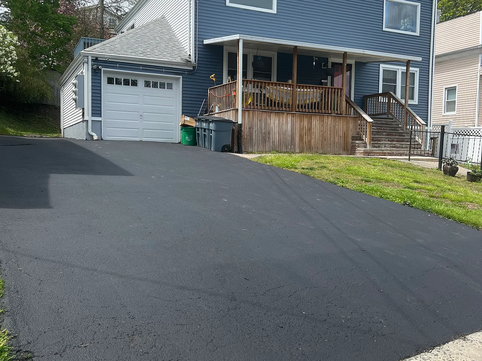 3 bed, 1.5 bath, 1300 sqft, $3,750 — Photo 1