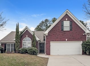 409 Mazley Dr, Locust Grove, GA 30248