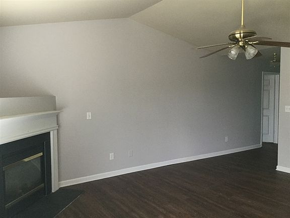 5th image of 132 Ashton Bluff Cir