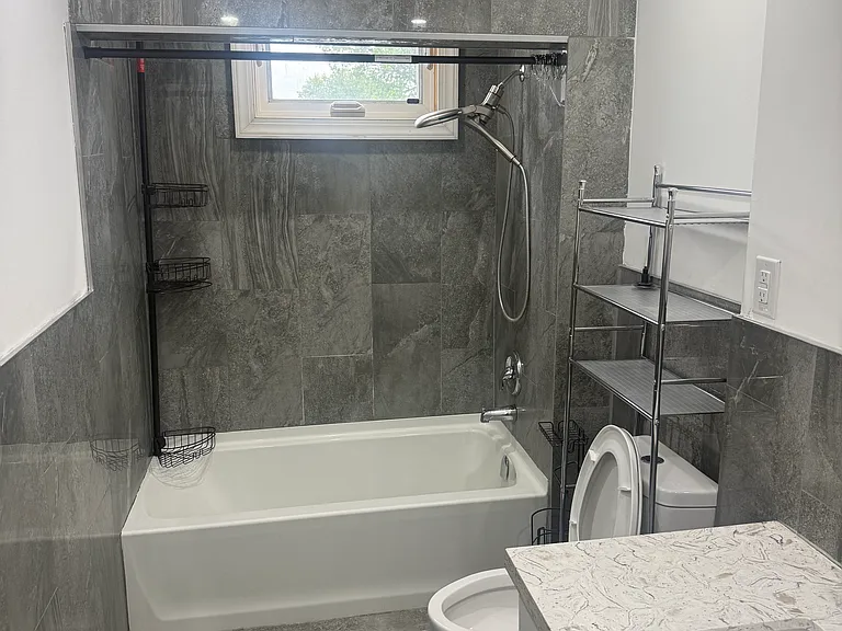 426 Abbott Rd — Photo 1