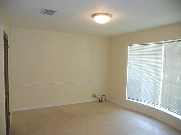 3rd image of 16318 Green Shade Dr