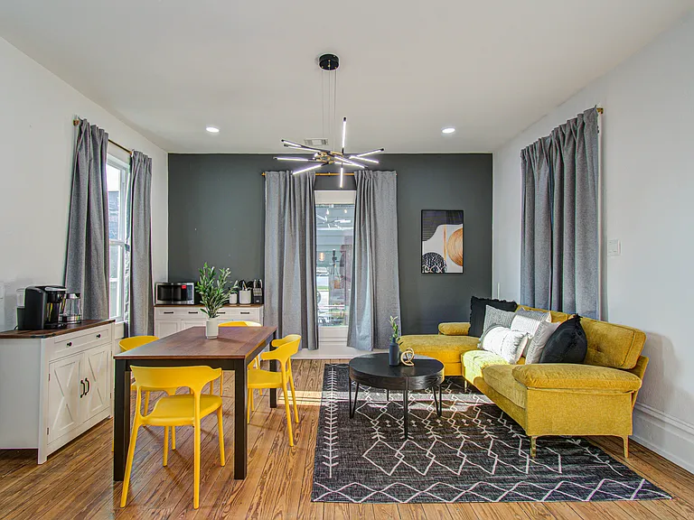 1811 Washington Ave #A — Photo 9