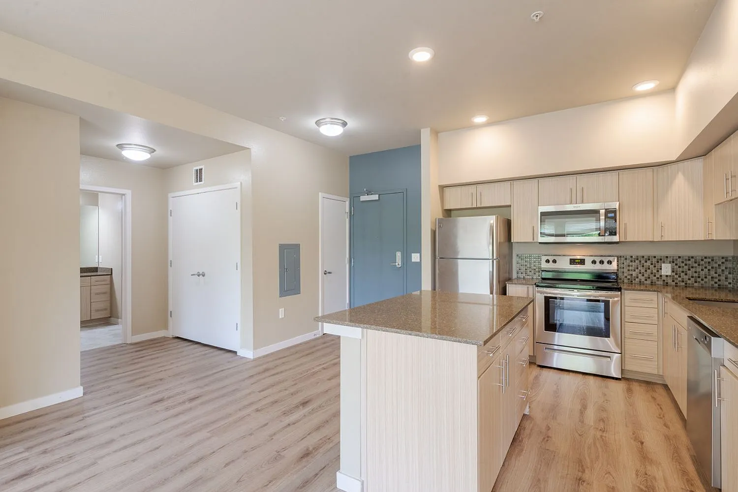 South Block Apartments — Photo 3
