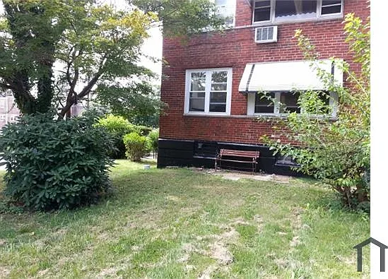 7900 Gilbert St #2 — Photo 2