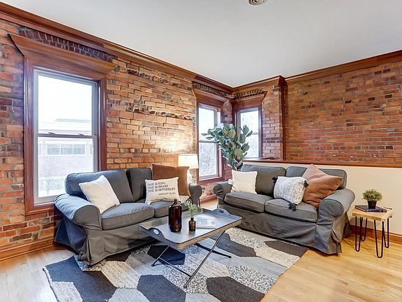 2nd image of 10 1/2 Clark Pl #10-1/2