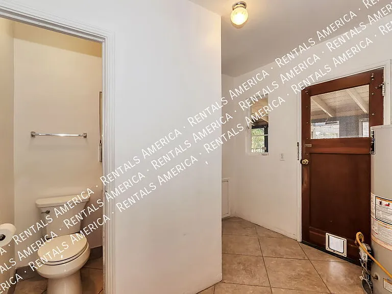 3733 N Mountain Ave #A — Photo 10