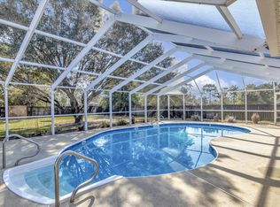 2004 Bayou Dr, Navarre, FL 32566