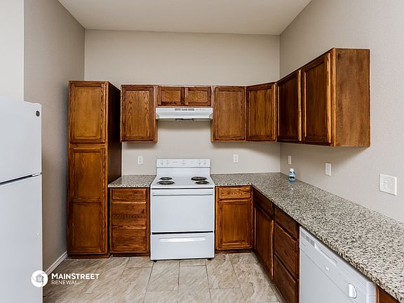 5th image of 627 Green Mound Dr