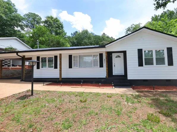 805 Jacksonville St, Weaver, AL 36277