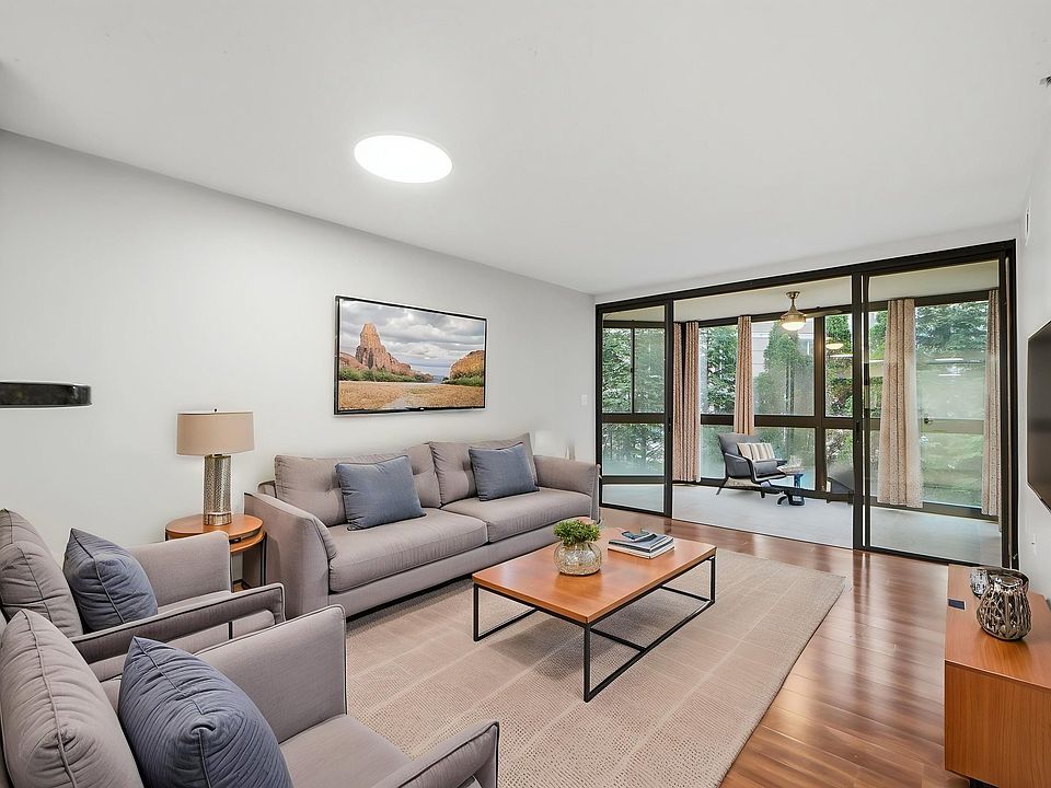 1st image of 1001 N Randolph St APT 112
