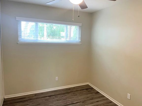 5th image of 6537 Elm Ave