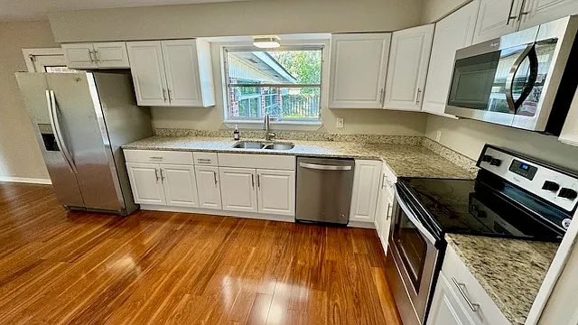 1714 Westminister Ave — Photo 6