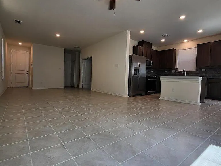 14839 Vance Jackson #604 — Photo 14