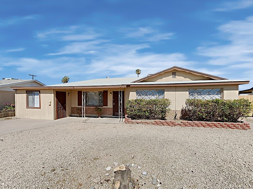 1st image of 3208 W Columbine Dr