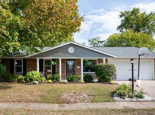 6790 Glenhills Dr, Englewood, OH 45322