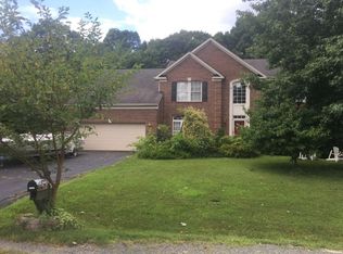 13234 Amblewood Dr, Manassas, VA 20112