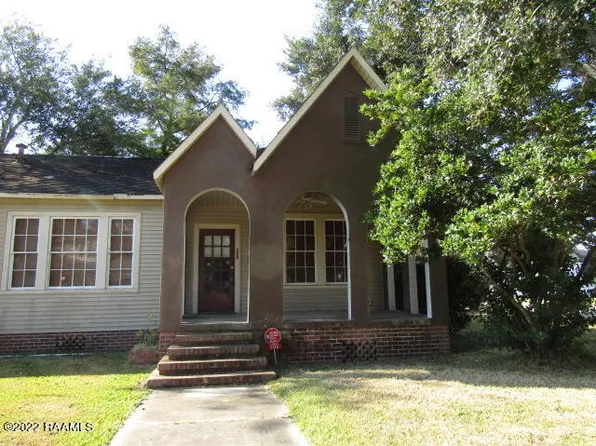 302 E Saint Victor St, Abbeville, LA 70510