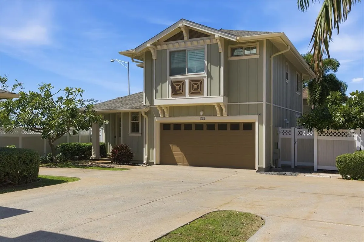 Building Photo - 166 Kahoma Village Loop #16