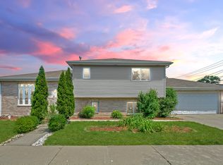 7799 S 78th Ct, Bridgeview, IL 60455