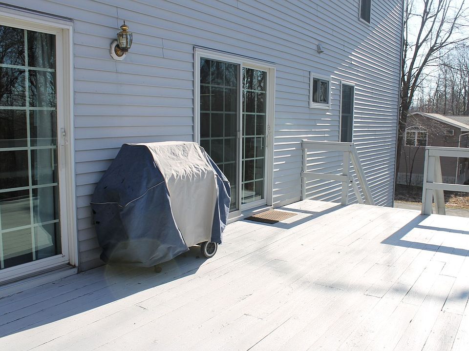 2nd image of 69 Martin Rd
