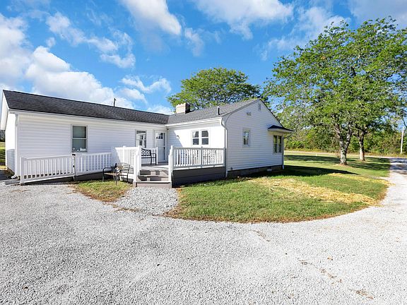 2nd image of 4860 Winchester Southern Rd SW