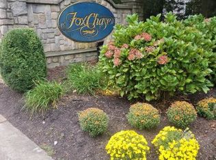 20 Terrier Ct, Tinton Falls, NJ