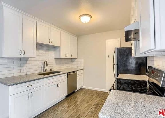 4th image of 1140 E Ocean Blvd