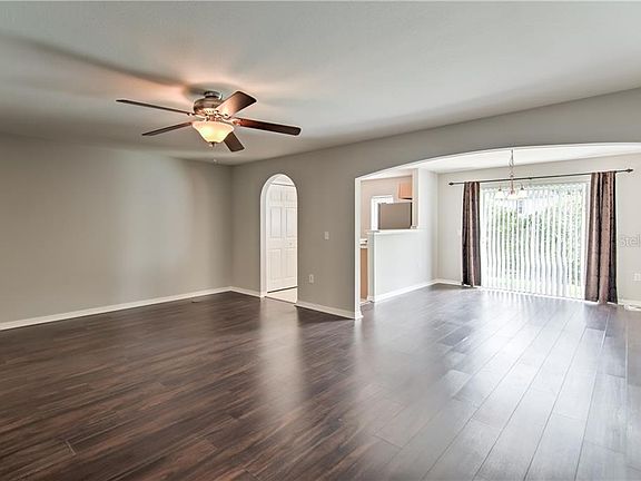 4th image of 9919 Ashburn Lake Dr
